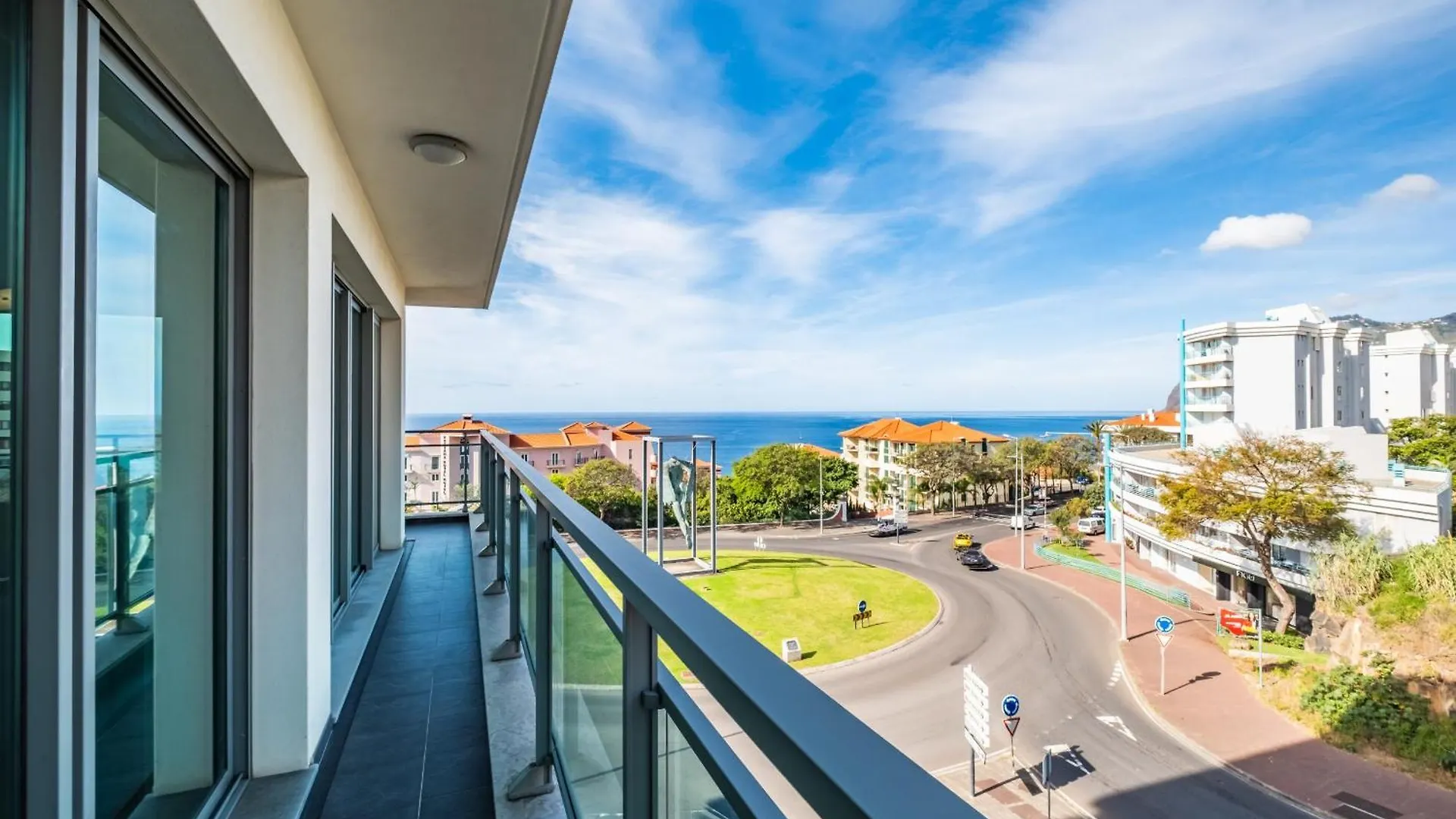 Apartamento Monumental - By Wehost Madeira contacts